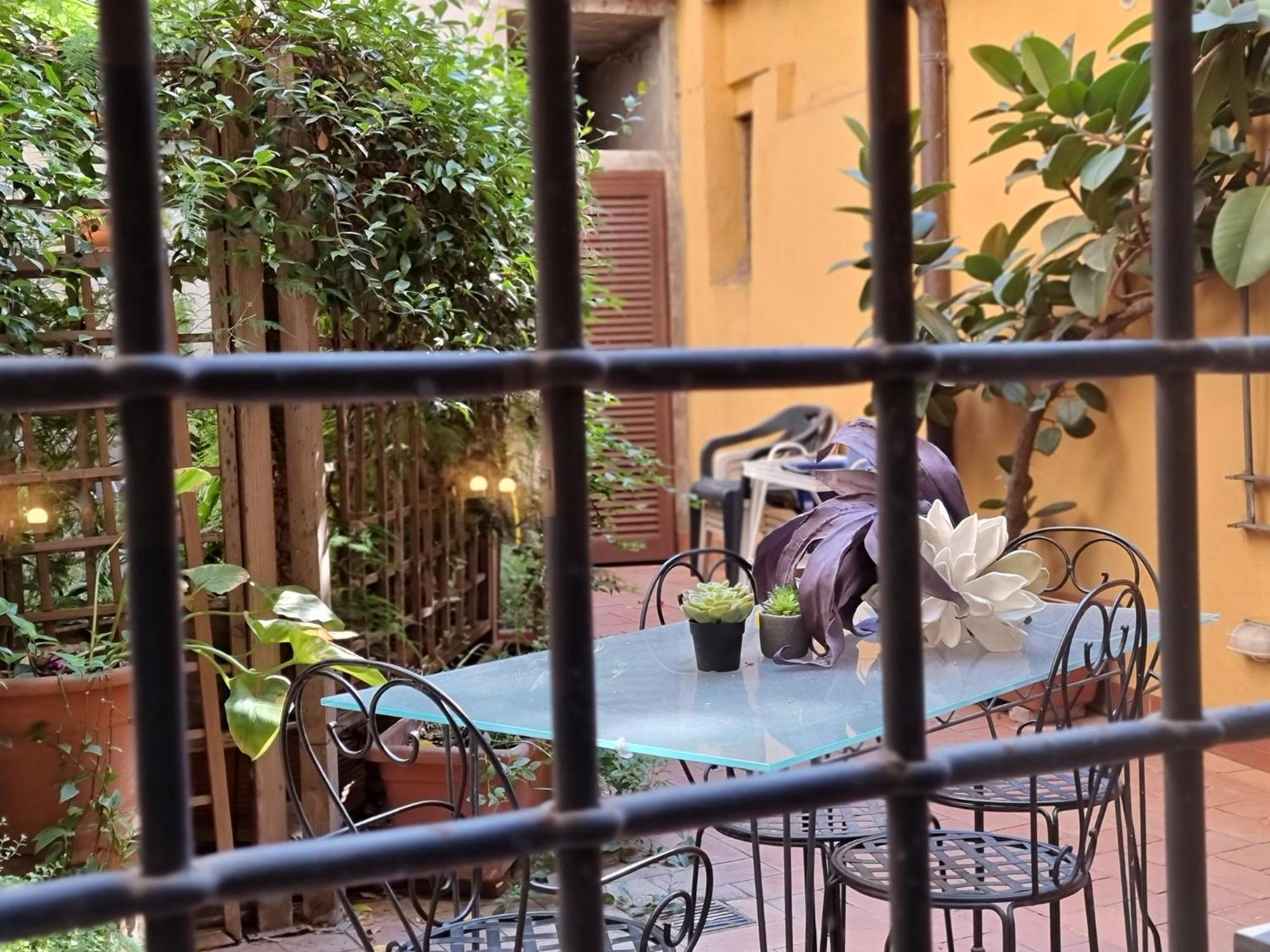 Апартаменты Pantheon, Campo De Fiori Mini Garden Рим Экстерьер фото